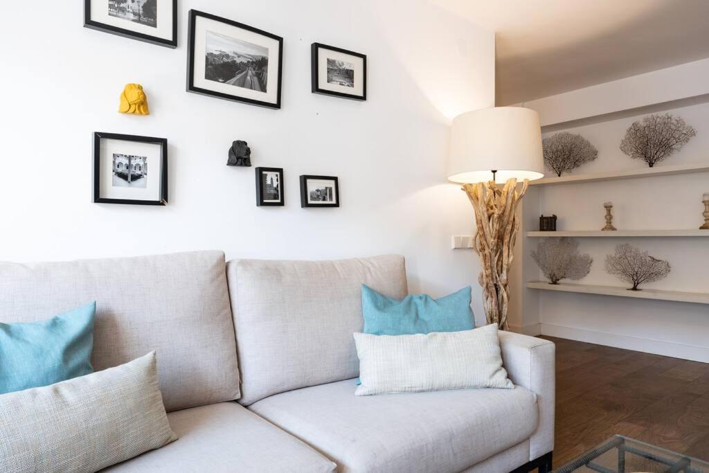 Super Central Malaga Flat With Terrace And Free Parking Exterior photo