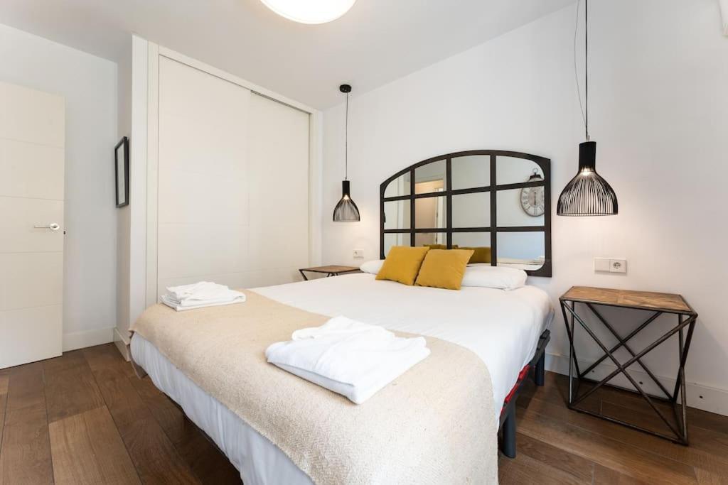 Super Central Malaga Flat With Terrace And Free Parking Exterior photo