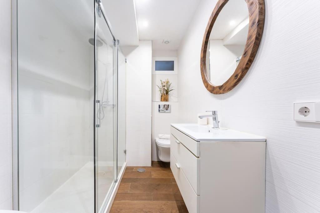 Super Central Malaga Flat With Terrace And Free Parking Exterior photo
